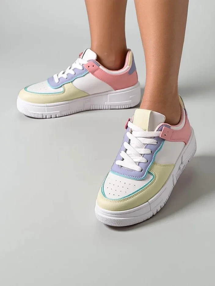 Resti Women's sporty sneakers Vante