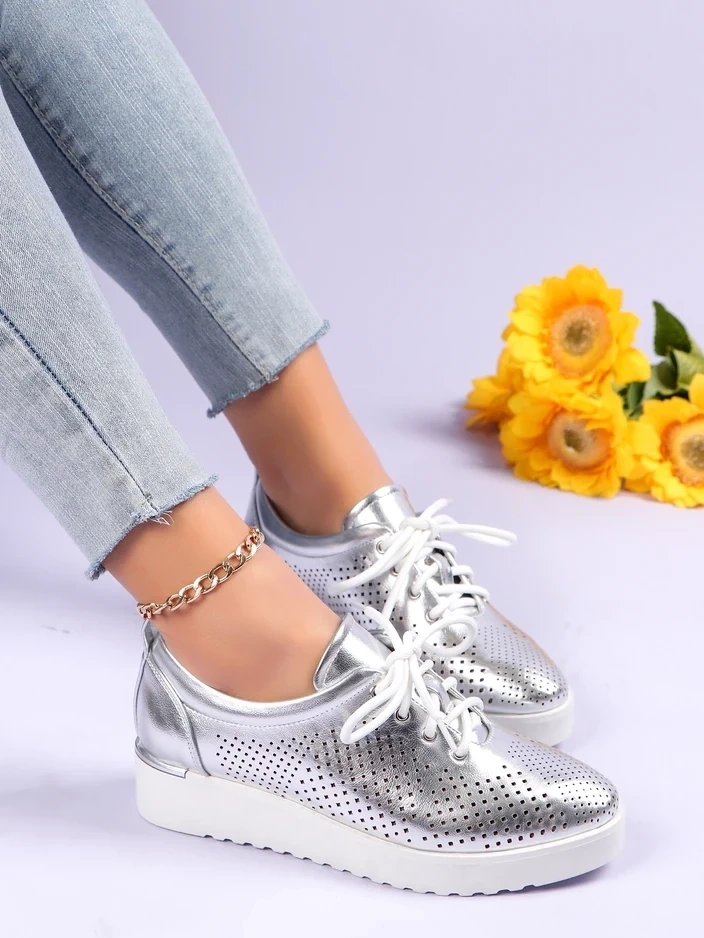 Resti Women's perforated shoes Gofielle