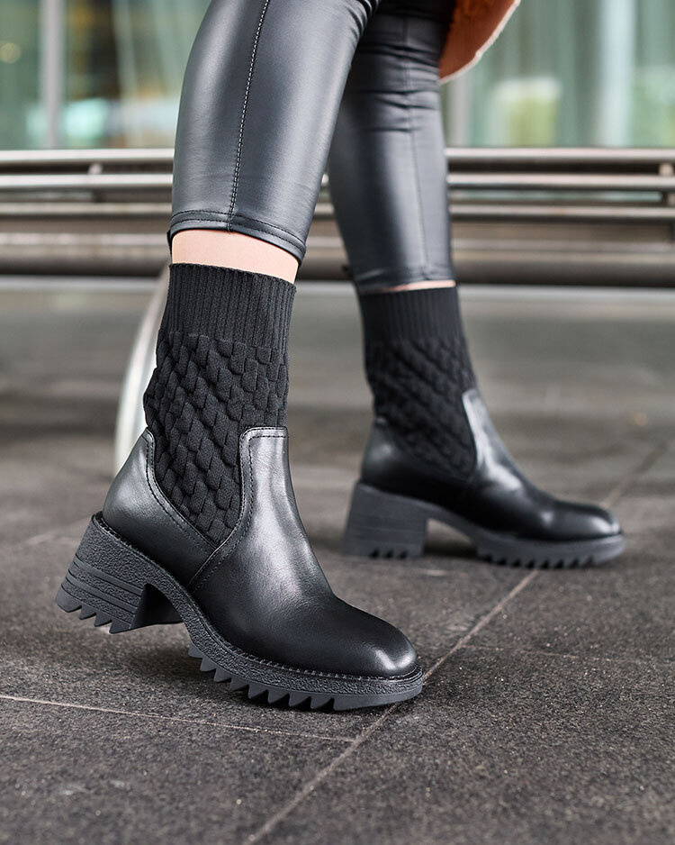Resti Black women&#039;s Acigog flat heeled boots