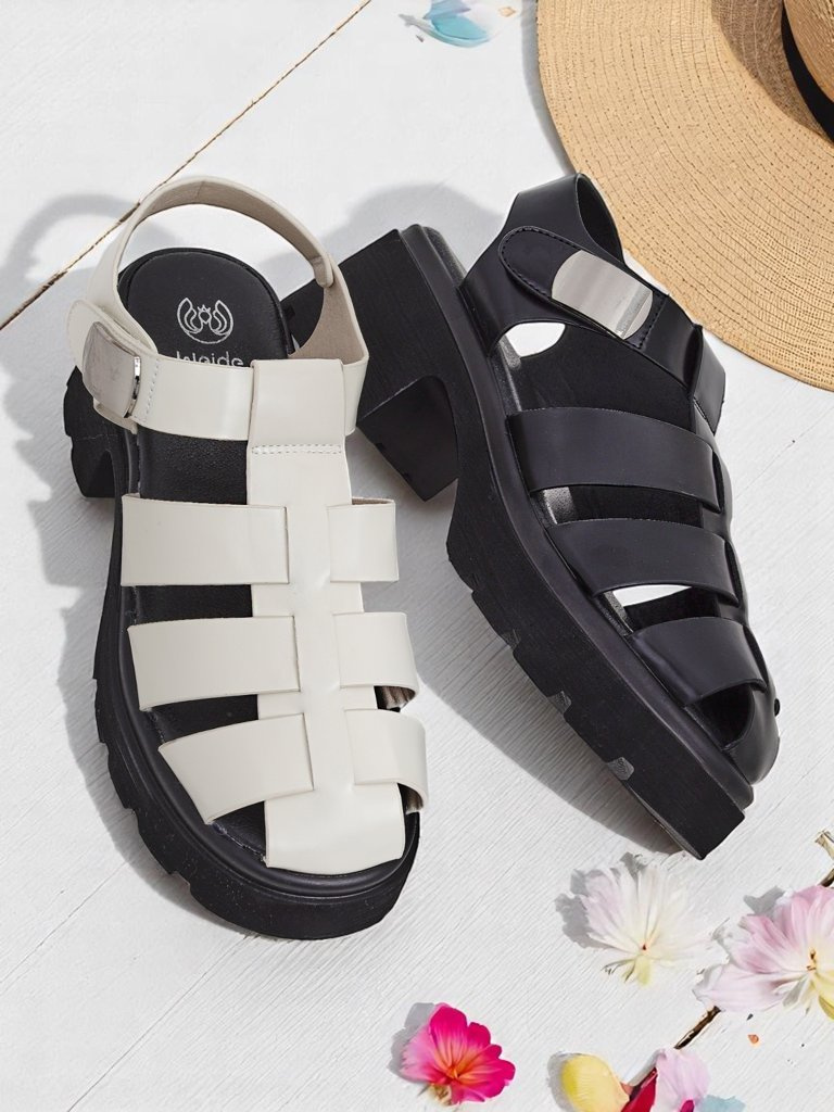 Resti Royal Fashion Women's Roman-style Bratz sandals