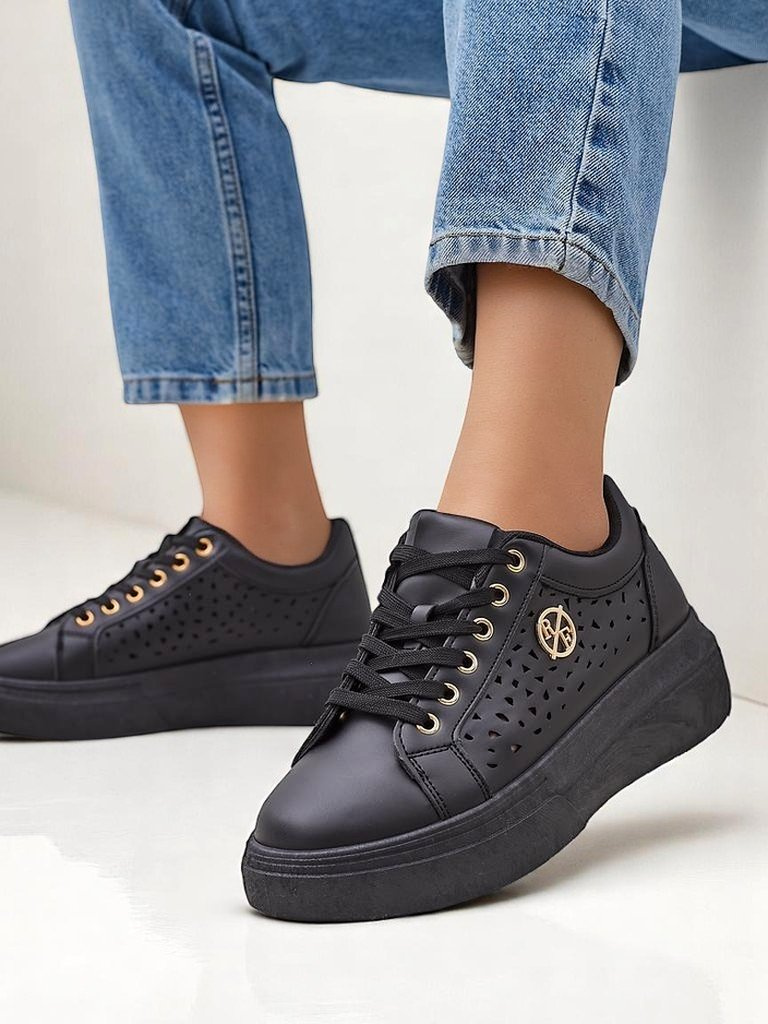 Resti Womens perforated sports sneakers Leopess