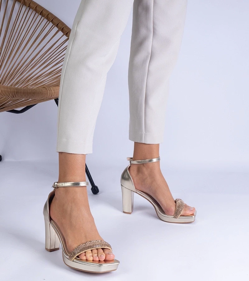 marka niezdefiniowana Gold elegant sandals with a heel and rhinestones Beltusto