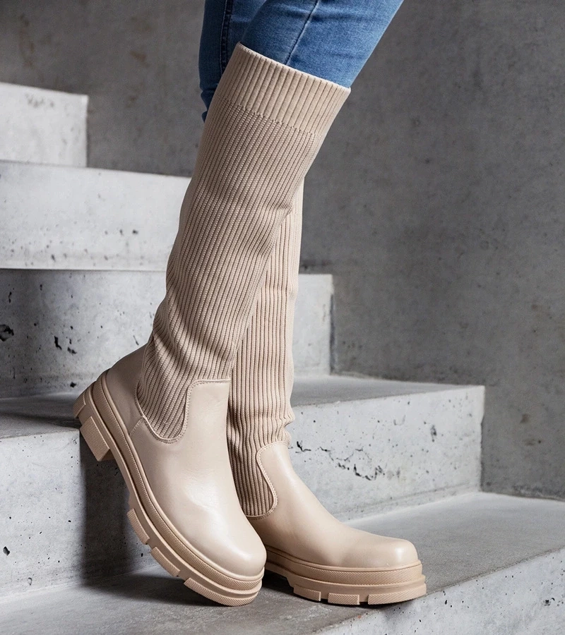 D/CEO Black insulated boots Castro