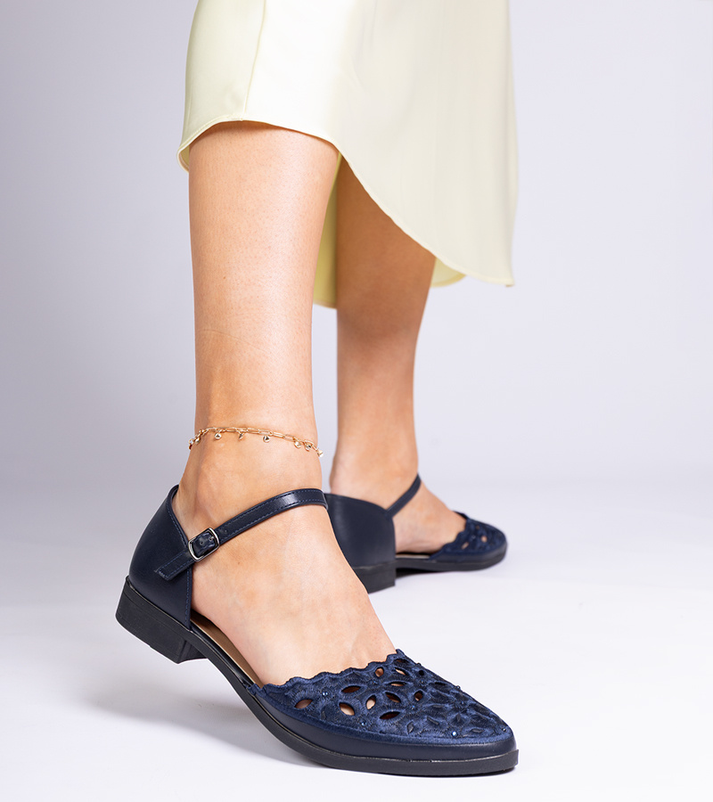 marka niezdefiniowana Navy blue openwork sandals with zircons Kalsy