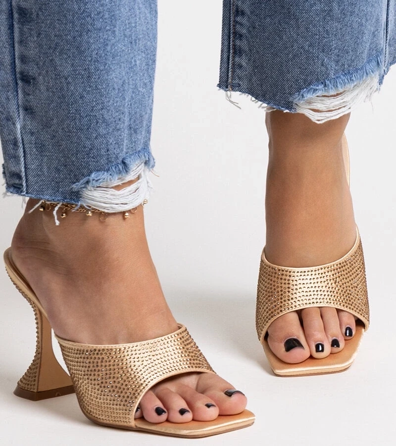 D/CEO Yellow sandals Dolores