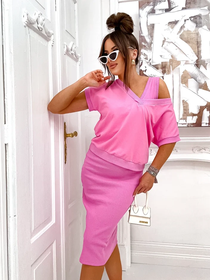 Resti Women's set with a top that reveals and a knee-length dress