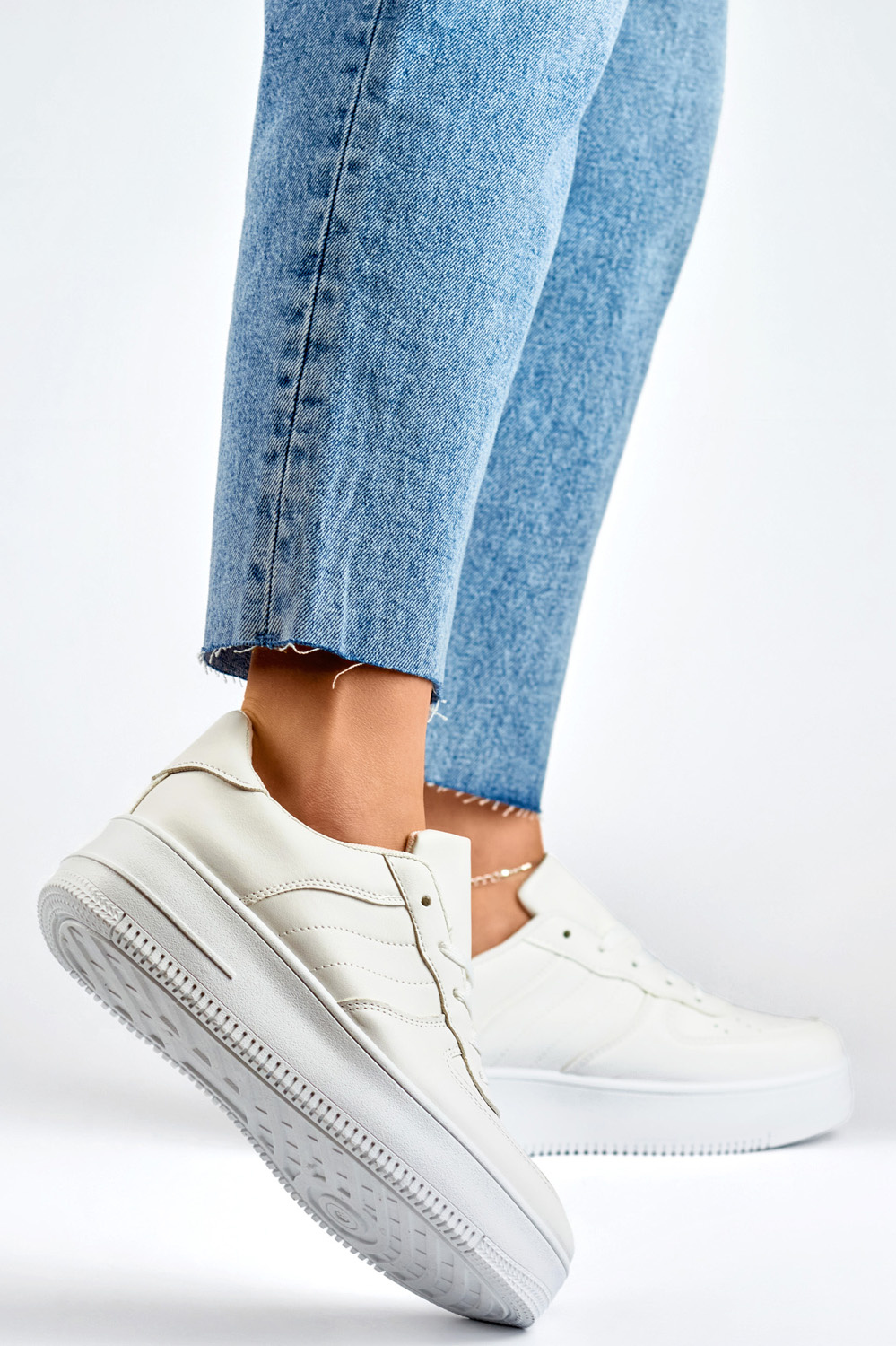 primohurt Białe buty sportowe damskie na grubej podeszwie