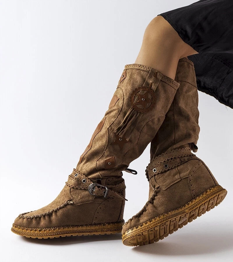 Gemre Putignano cizme maro închis în stil boho