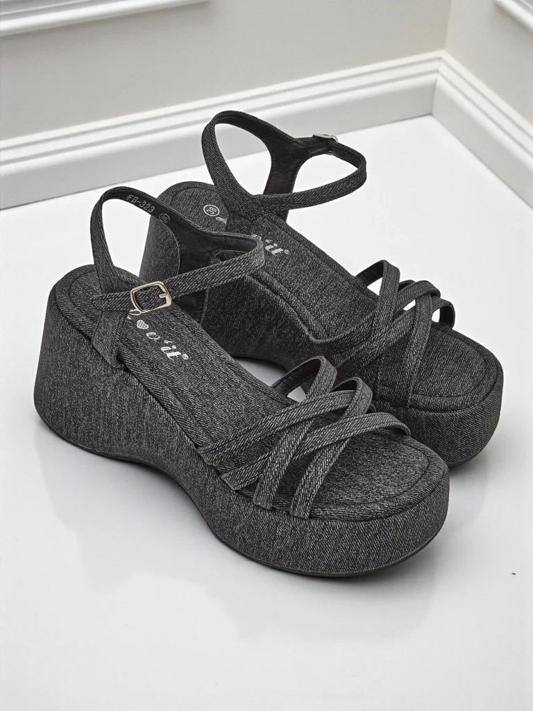Resti Women&#039;s Wedge Sandals Shadow Lift