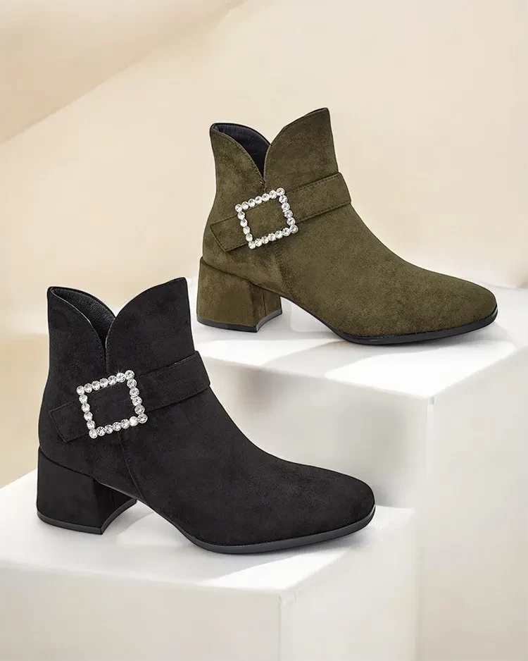 Resti Women&#039;s ankle boots on low heel Vetti