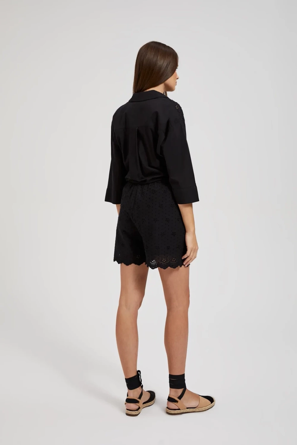Women&#039;s Linen Shorts MOODO - Black