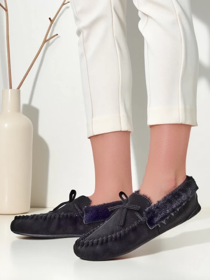 Resti Womens moccasins with fur Ahtikes