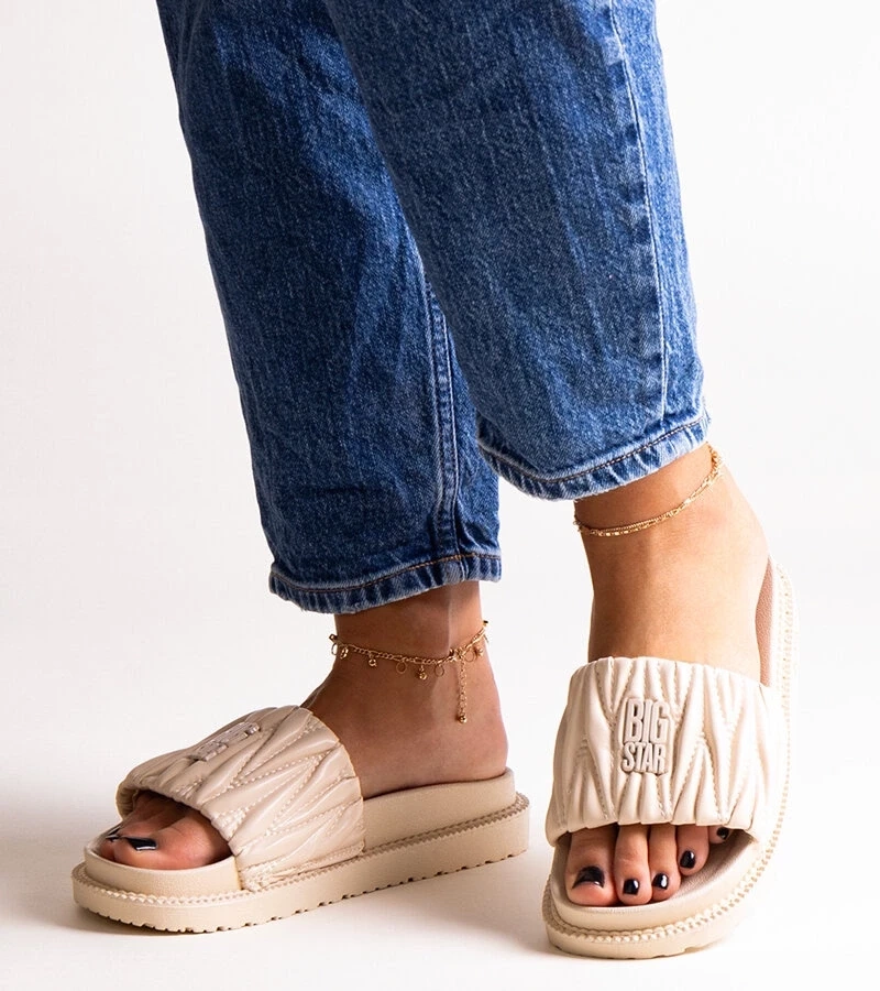 D/CEO Beige slides with fur Adelma