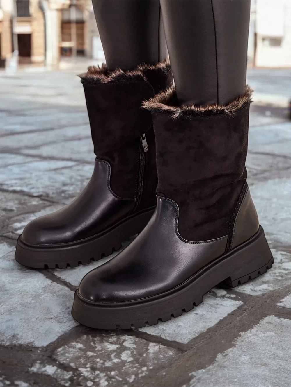 Resti Womens Boots Zolie