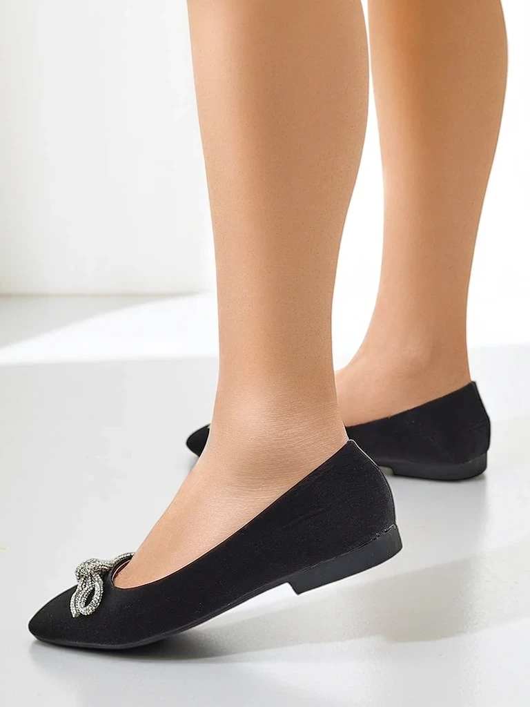 Resti Women&#039;s ballerinas with a bow and shine Ofenal