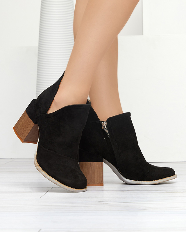 Resti Black women's stiletto boots with cutouts Cintura - Footwear