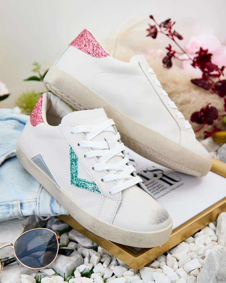 Resti Women's sporty sneakers with embellishments Ginn