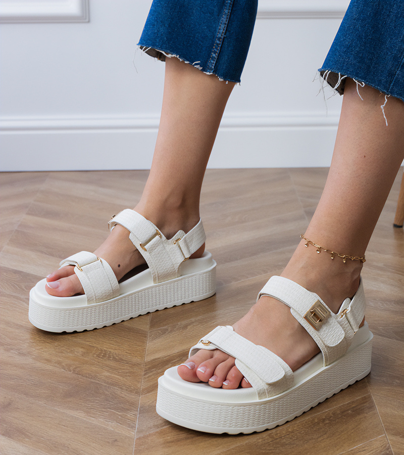 D/CEO White platform sandals with Velcro straps Areka