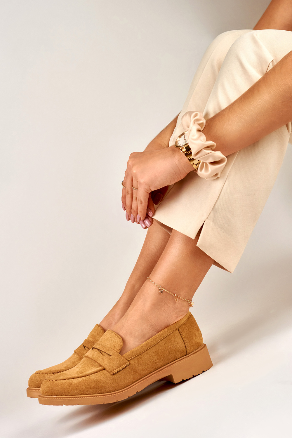 primohurt Karmelowe zamszowe półbuty damskie