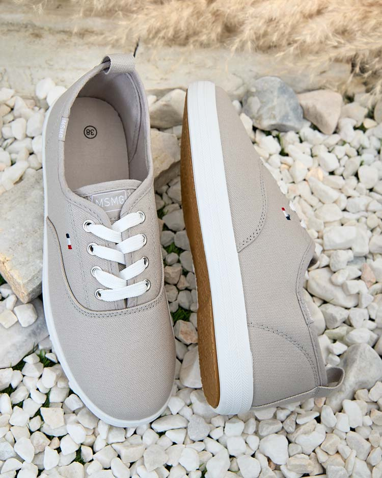 Resti Women's Secilla Sneakers