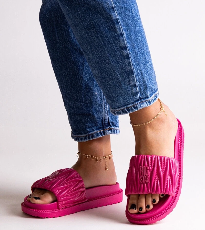 marka niezdefiniowana Papuci roz cu incretirea Big Star