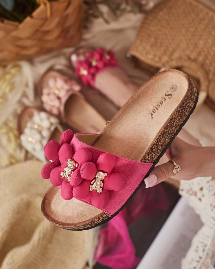 Джапанки с плюшени мечета и цветя Isaralle