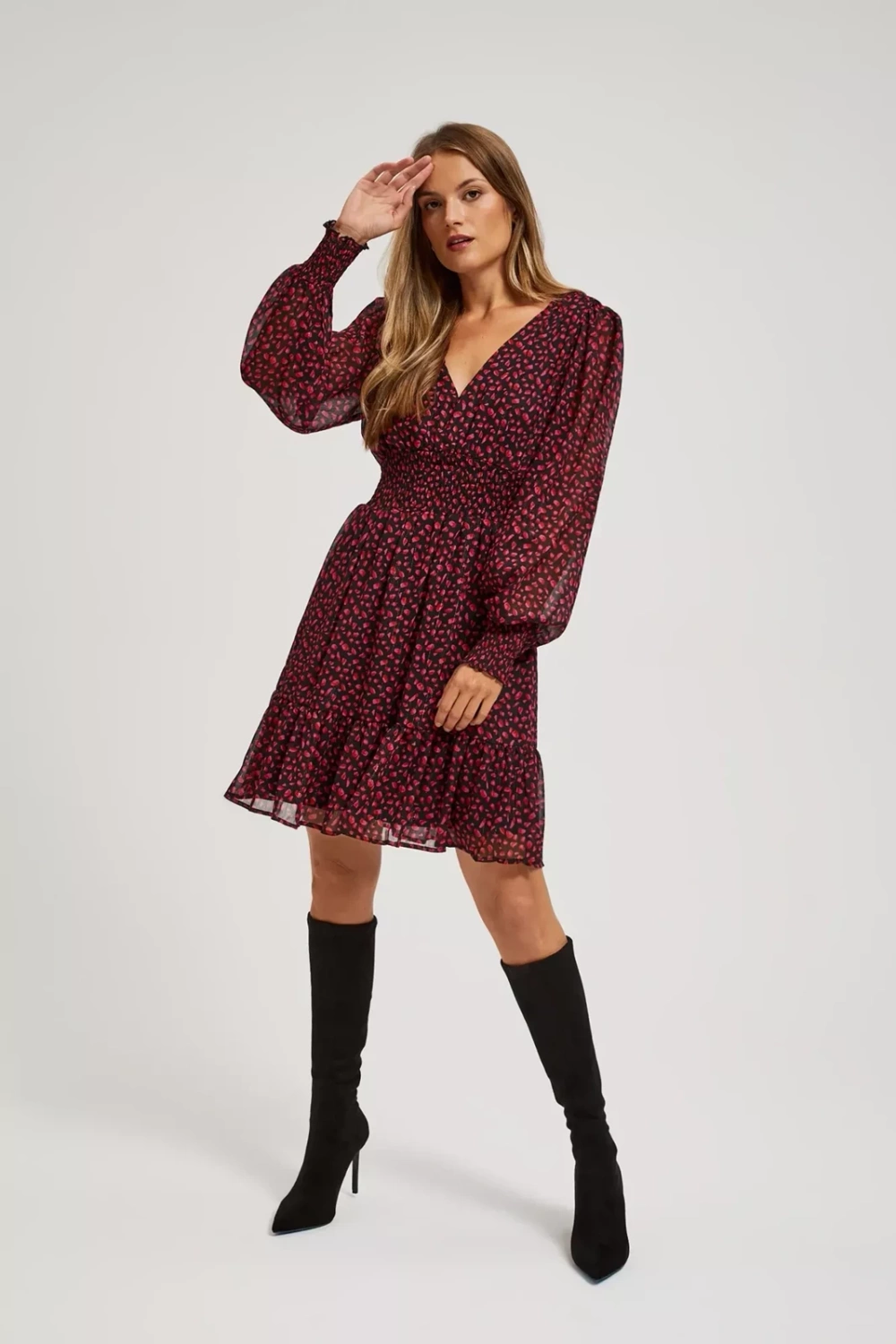 Marisse Black Dress With Puff Sleeves And A V-Neck