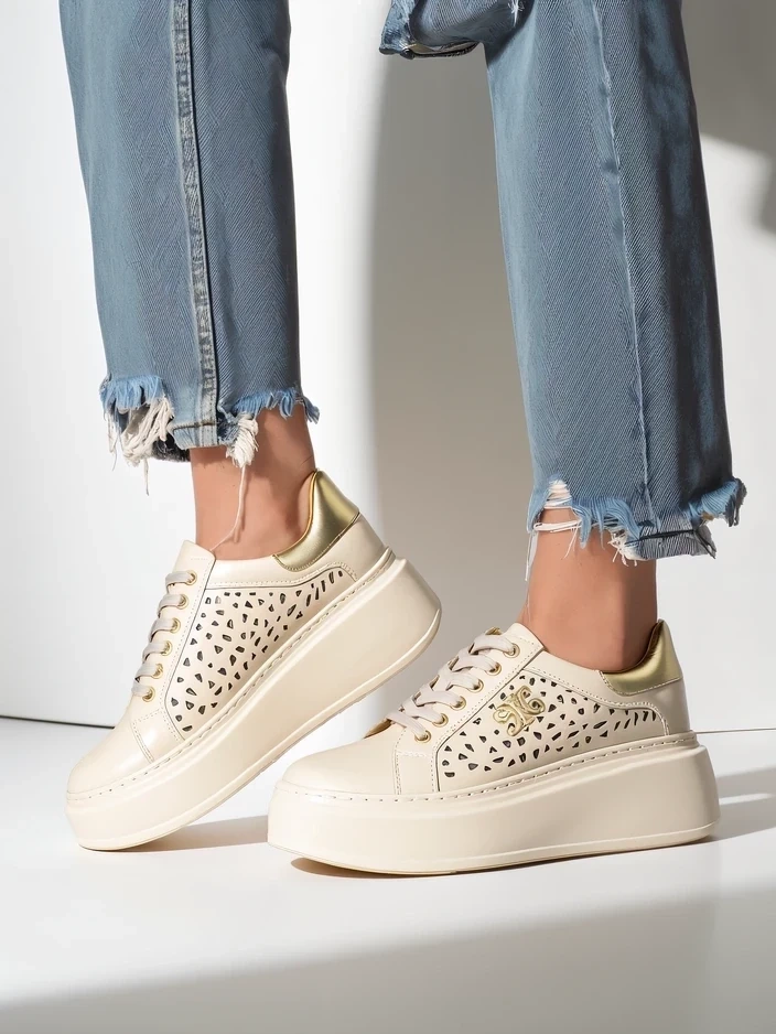 Resti Women's perforated sport sneakers Jovixi