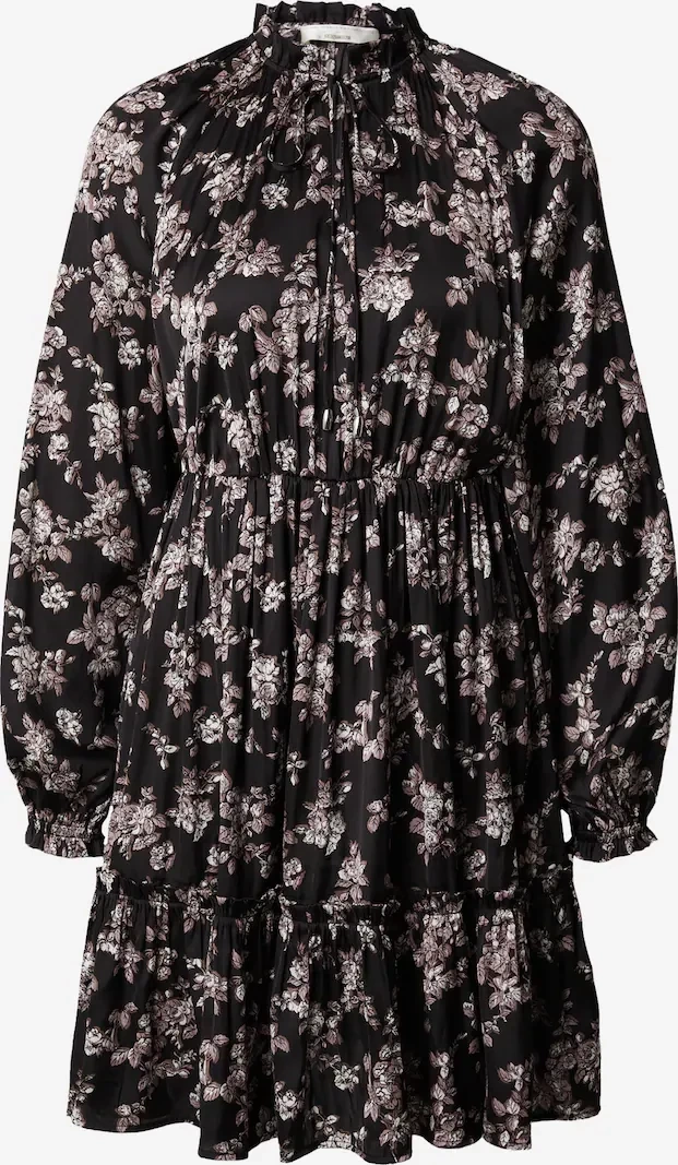 Дамска рокля с дълъг ръкав