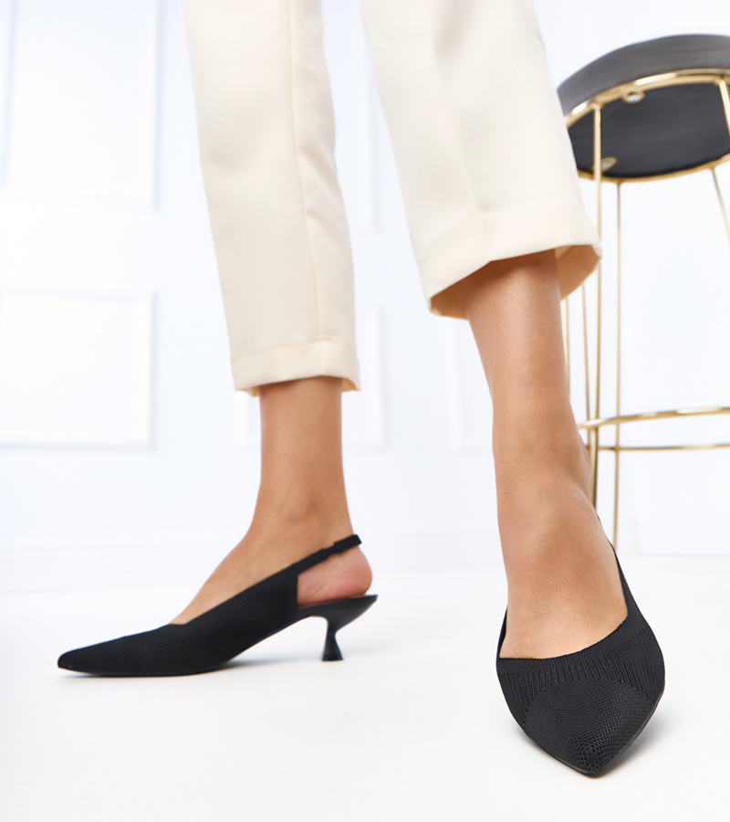 Gemre Pantofi negri din material cu toc jos Cassie