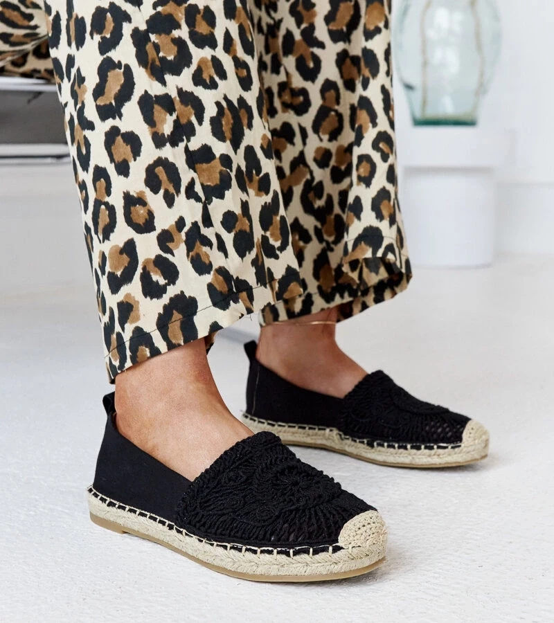 Gemre Espadrile negre cu broderie Kalba