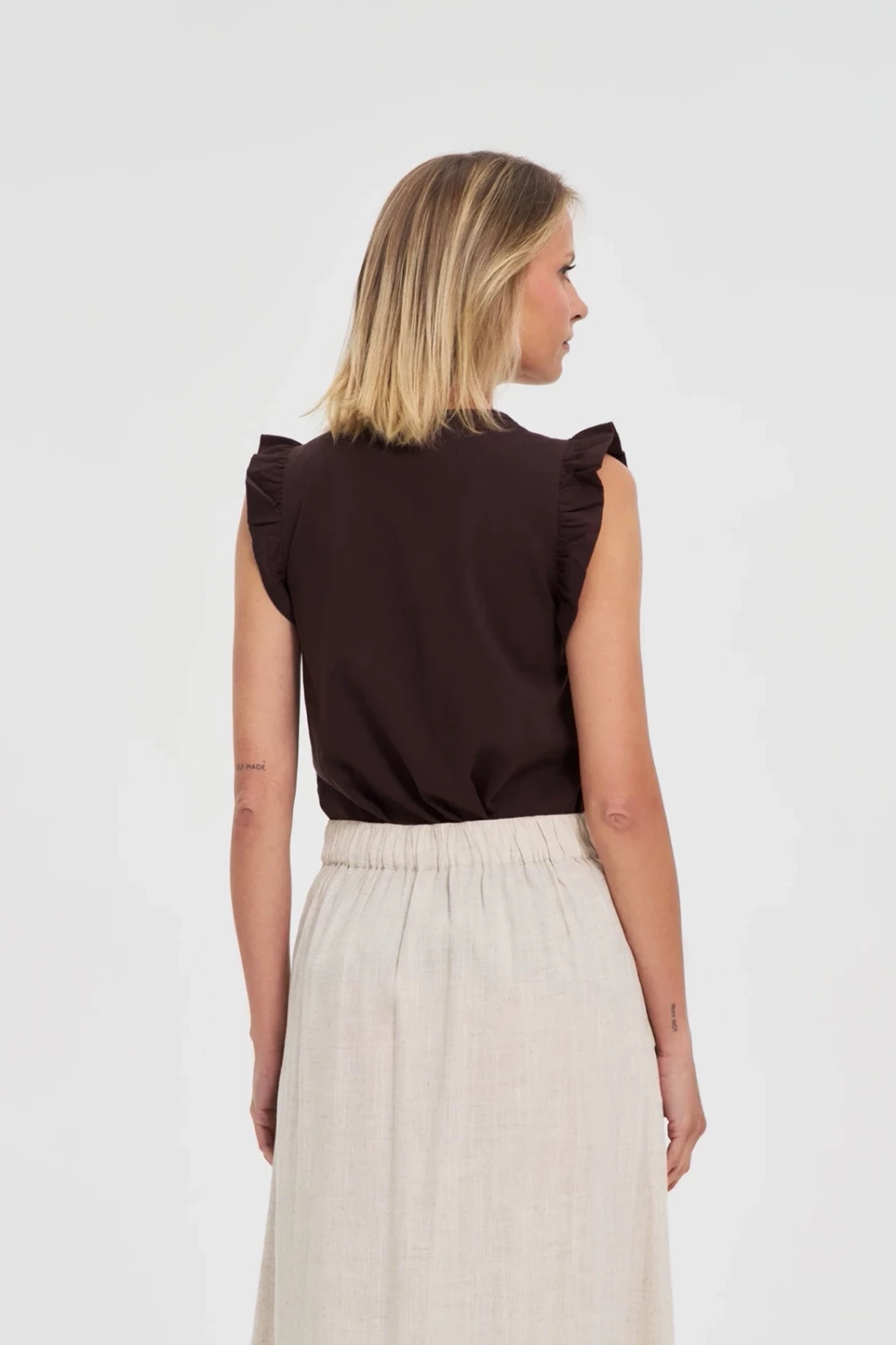 Marisse Brown Blouse With Ruffles On The Shoulders