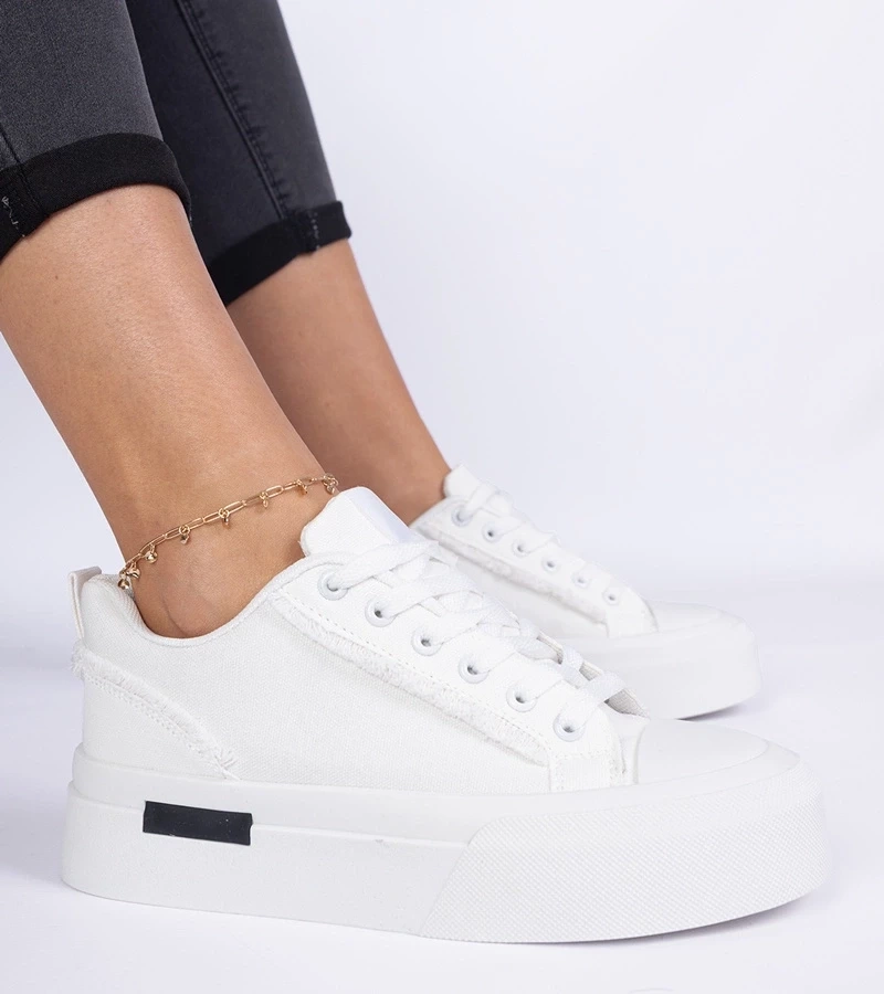 marka niezdefiniowana White women's canvas sneakers on a platform Verinos
