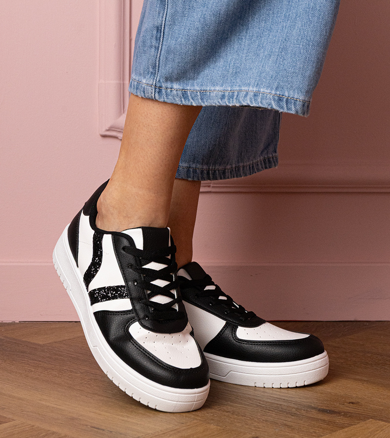 Gemre Adidași negri decorați cu sclipici Blona