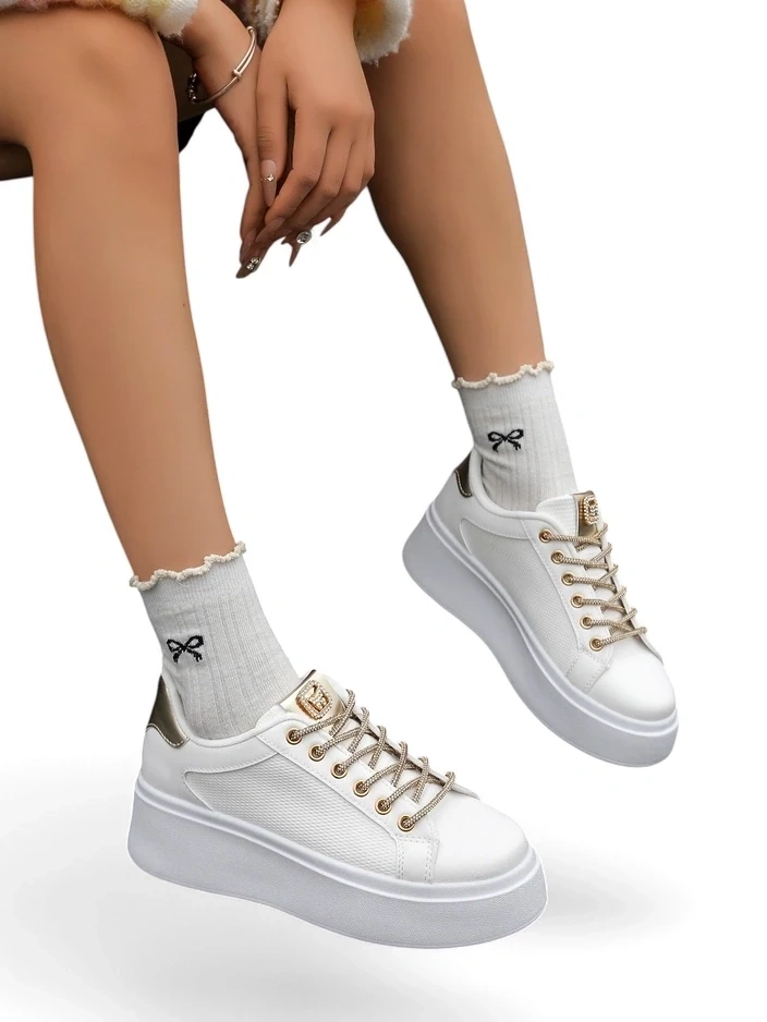 Resti Women's sporty sneakers with decorative laces Eone