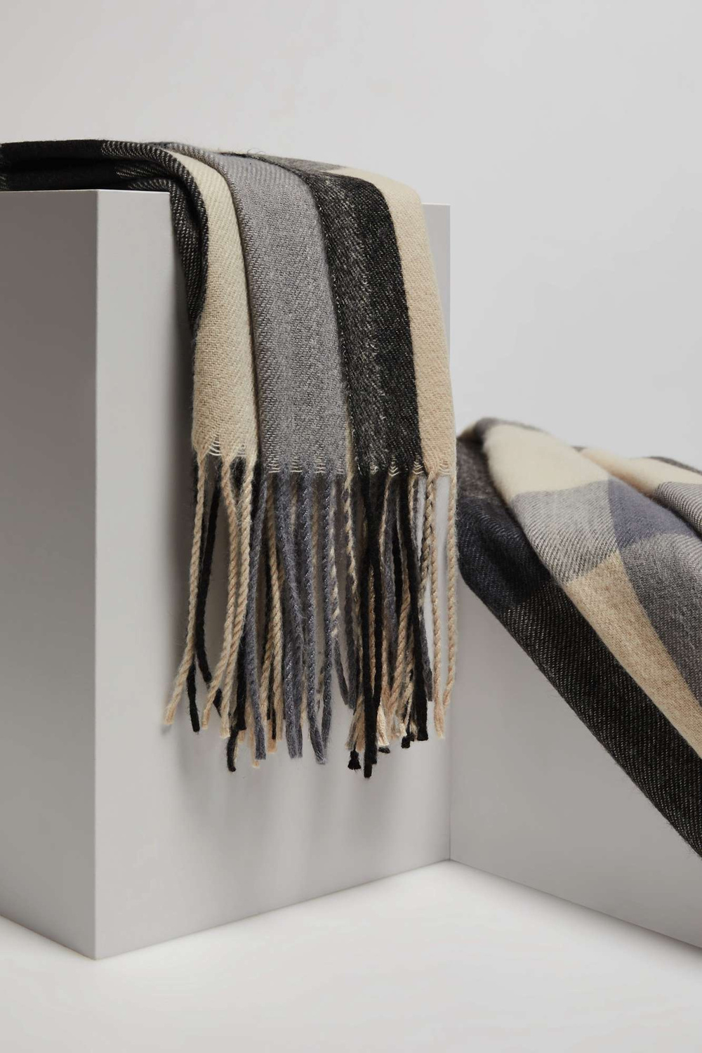 Marisse Blue Checkered Scarf