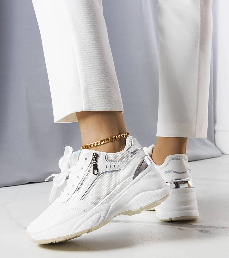 D/CEO White trainers Justar