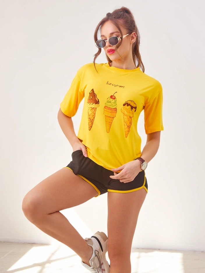 Resti Women's sports set with t-shirt and shorts Ice Cream