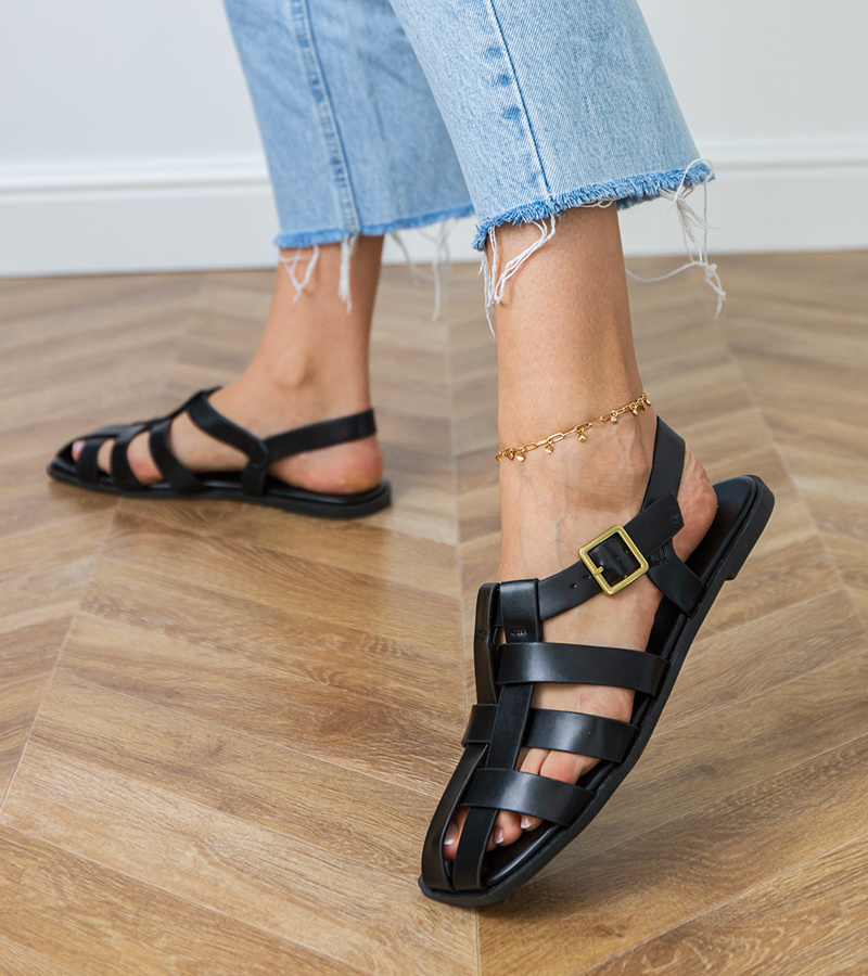 D/CEO Black closed gladiator sandals Neferta