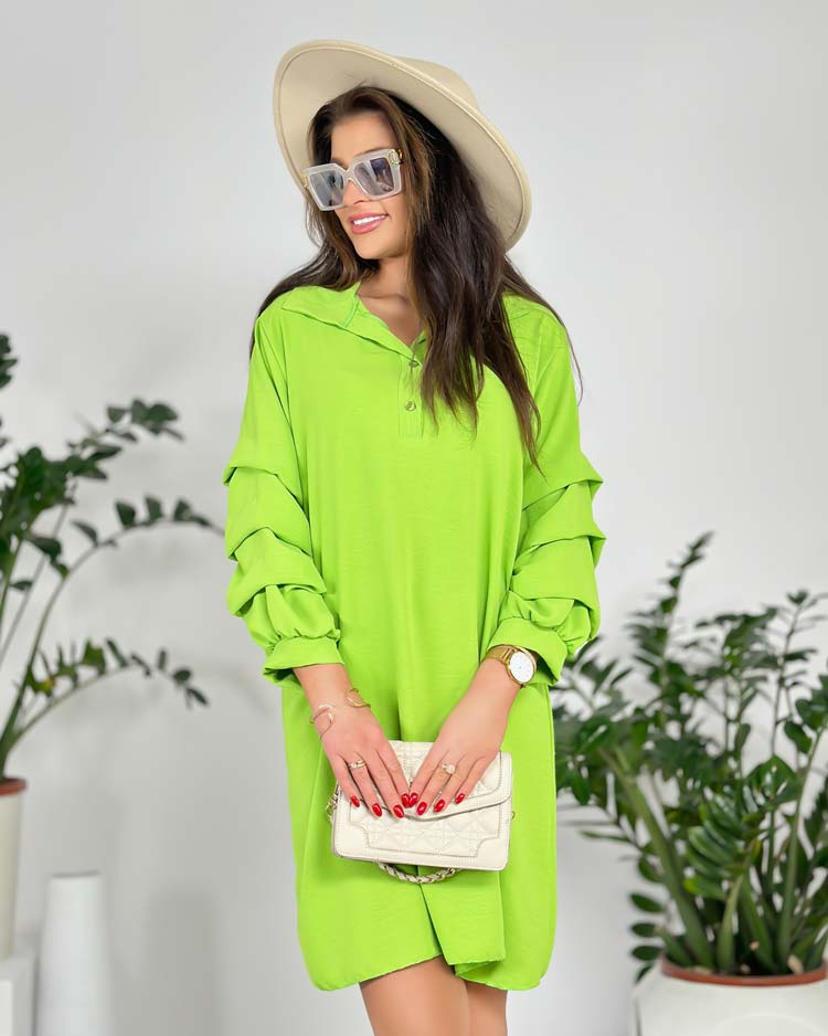 Resti Women's oversize dress with ruffle at sleeves
