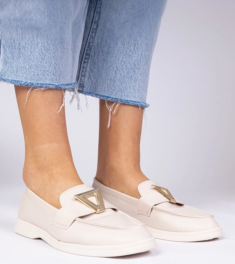 Gemre Mocasini de damă bej cu ornament elegant Viletta