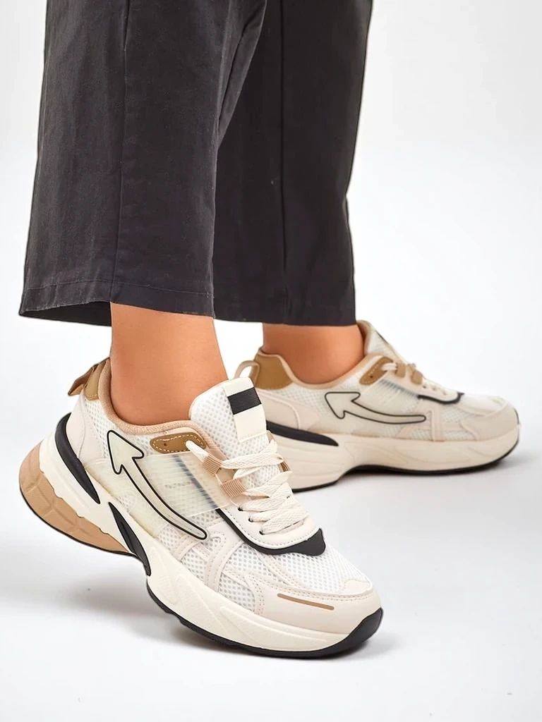 Resti Womens sporty sneakers with thicker sole Beysa