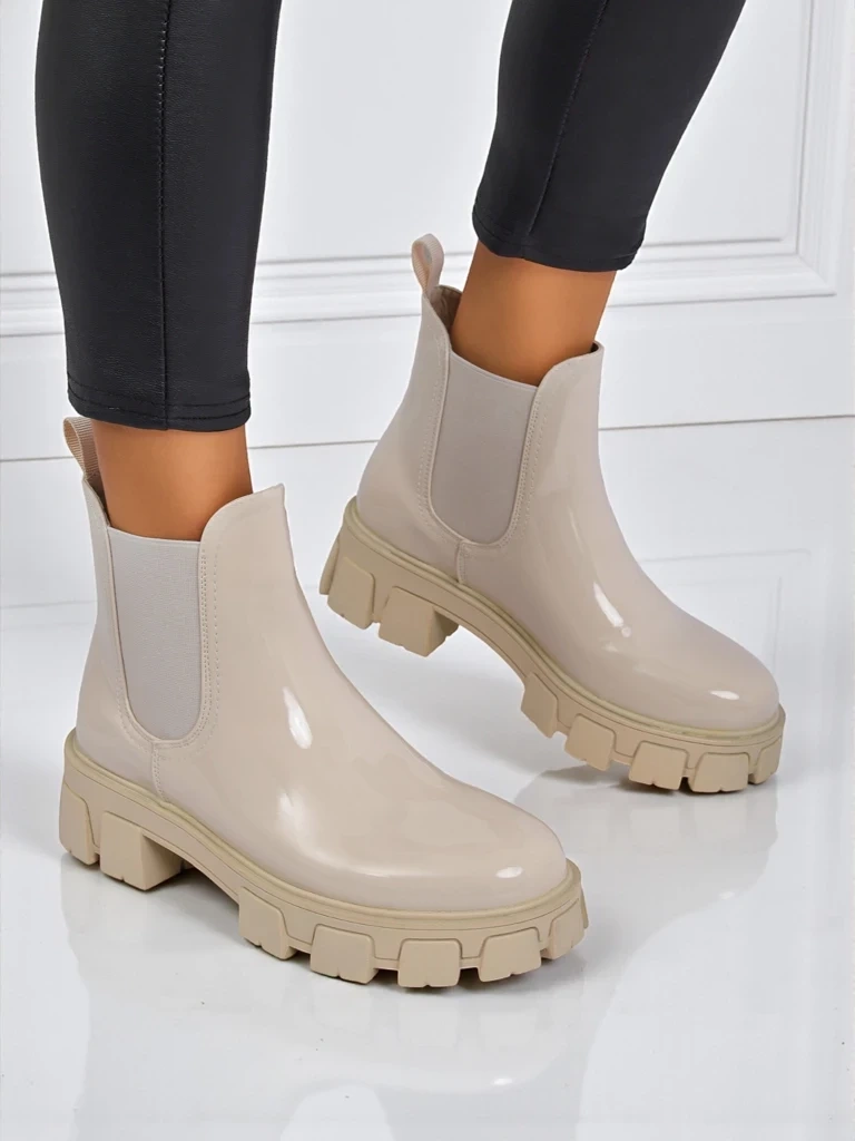 Resti Calista Weide Ankle Boots