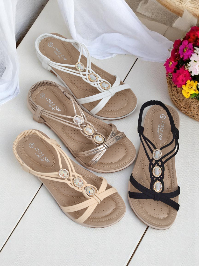 Resti Women’s embellished sandals Menmi