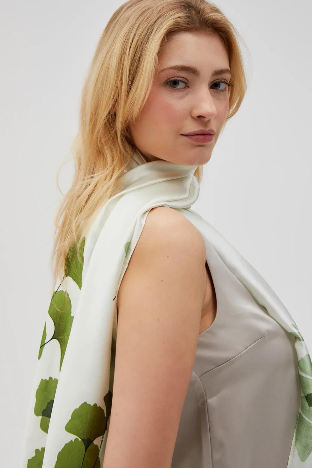 Marisse Women's Scarf L-Sz-4610 Green