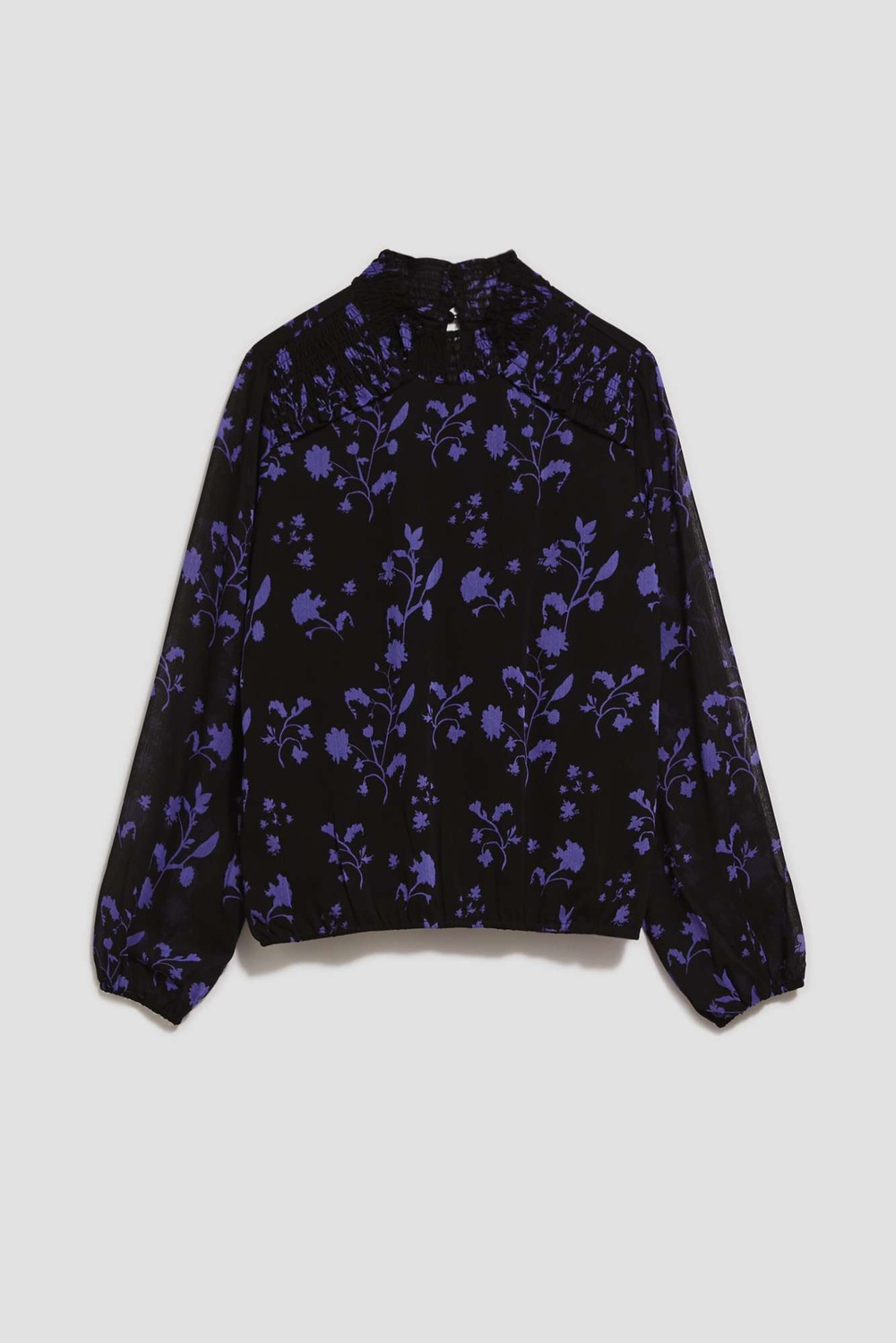 Shirt with floral pattern