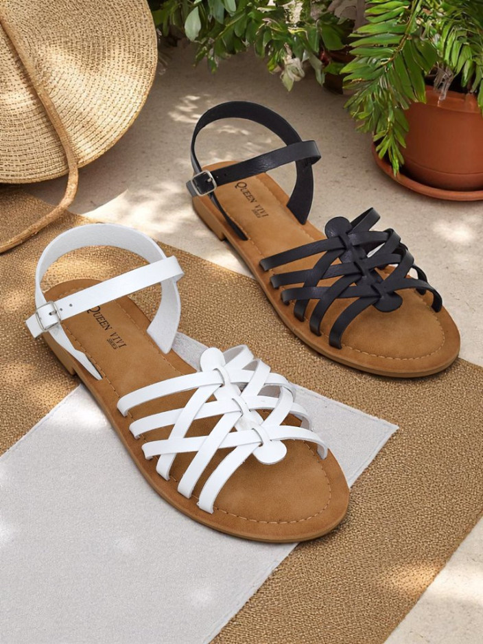 Resti Royal Fashion Women's Livia sandals with decorative straps