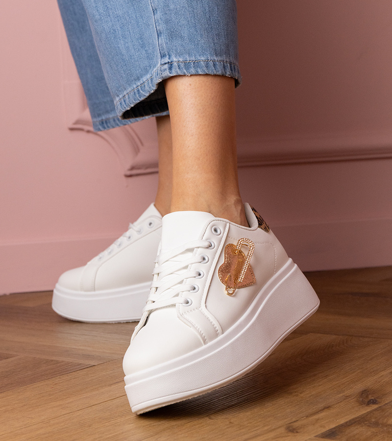 Gemre Adidași albi cu detalii leopard Lerisol