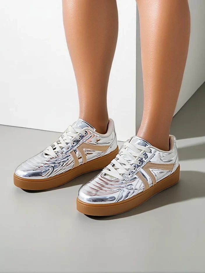Resti Women's sporty sneakers Mettali