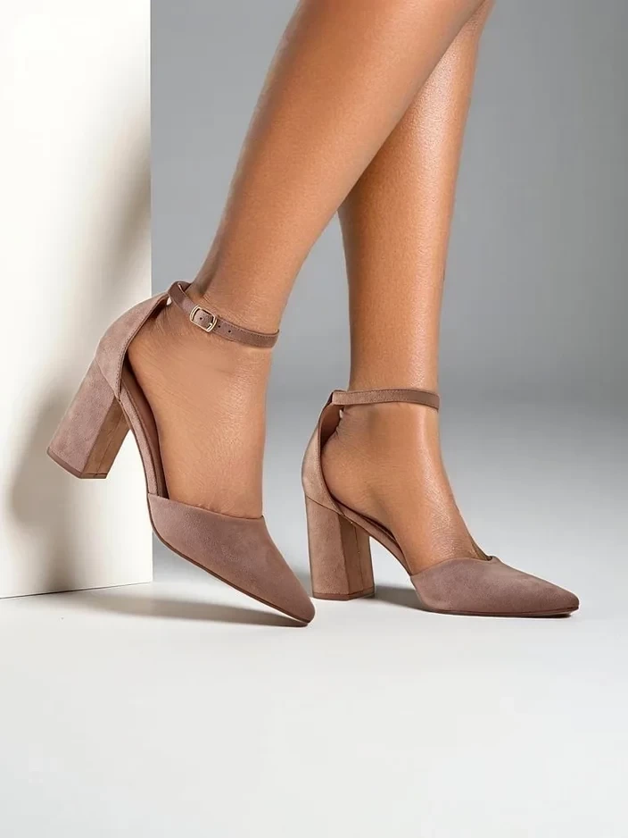Resti Womens eco-suede pumps Caldeno